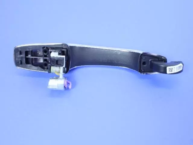 4589658AD - Doors, Door Mirrors and Related Parts: Exterior Door Handle, Right for Chrysler: 200, Sebring, Town &amp; Country | Dodge: Avenger, Grand Caravan, Journey Image