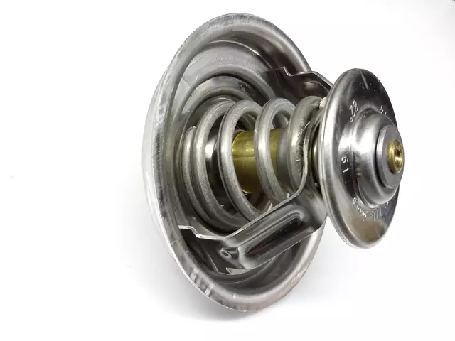 77121113D - : Thermostat for Audi: 90, 90 Quattro, A6 Quattro, A8, A8 Quattro, Allroad Quattro, Cabriolet, RS6, S4, S6, S8 Image