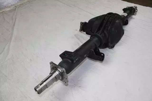 Service Rear Axle - Mopar (68158459AB)