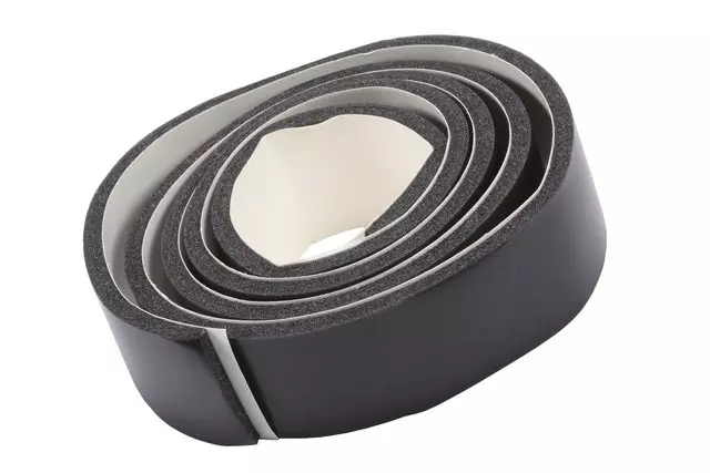 25980340 - : Roof Front Air Deflector Front Seal for GM Image