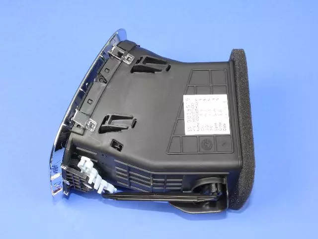 Air Conditioning & Heater Outlet, Outboard, Right - Mopar (1UQ86DX9AD)