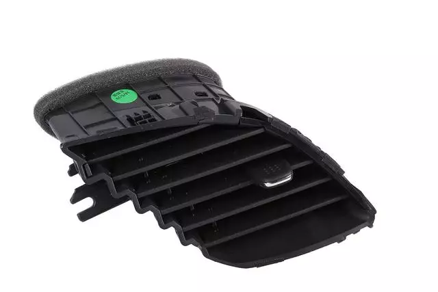 Passenger Side Instrument Panel Outer Air Outlet - GM (42570820)