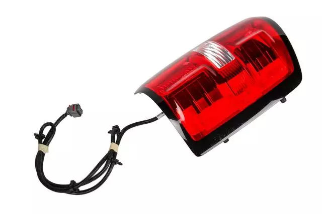 Passenger Side Tail Lamp Assembly - GM (23424738)