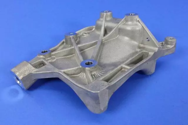 A/C Compressor Bracket - Alfa Romeo (68237506AA)