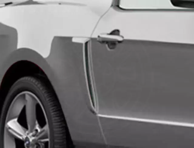 Side Scoop - Right Side - Ford (AR3Z-63279D36-AA)