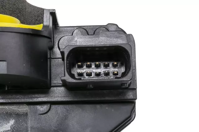 13579490 - : Part# 13579490 Front Driver Side Door Latch for Buick: LaCrosse, Regal, Verano | Cadillac: SRX | Chevrolet: Cruze Image