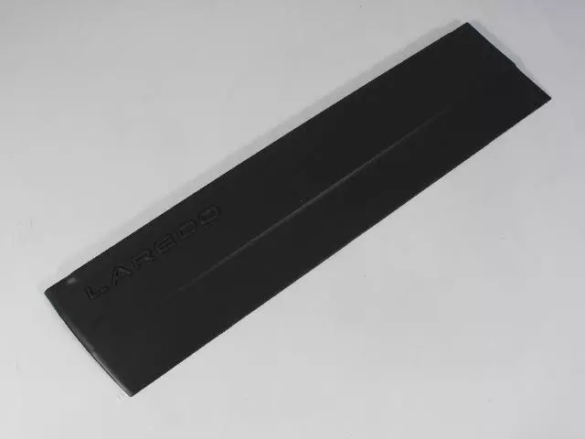 Lower Cladding - Mopar (5FR21ZSPAF)