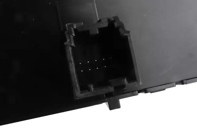 84692242 - : 2020-2023 Chevrolet - Heater and Air Conditioning User Interface Control for Chevrolet: Silverado 1500, Silverado 1500 LTD, Silverado 2500 HD, Silverado 3500 HD | GMC: Sierra 2500 HD, Sierra 3500 HD Image