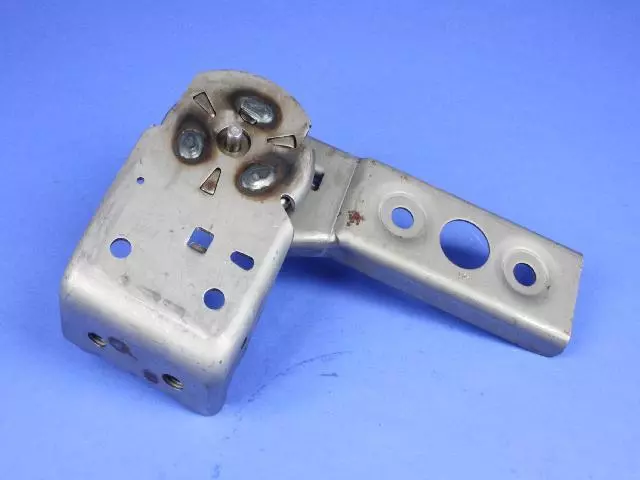 3rd Row Recliner - Mopar (68187941AA)