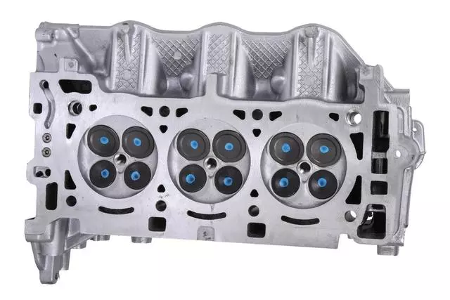 12641095 - : Passenger Side Engine Cylinder Head for Buick: LaCrosse | Cadillac: CTS, SRX | Chevrolet: Equinox, Malibu | Pontiac: G6, G8, Torrent | Saturn: Aura, Vue | Suzuki: XL-7 Image