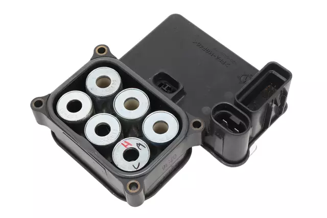 19417939 - Brakes: ABS Control Module for Chevrolet: Silverado 1500, Silverado 1500 Classic | GMC: Sierra 1500, Sierra 1500 Classic, Sierra 1500 HD Image