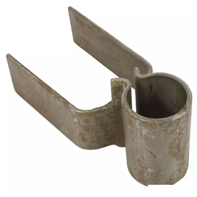 F81Z25108A14AA - Body: Rear Cross-member Spacer for Ford: F-250 Super Duty, F-350 Super Duty, F-450 Super Duty, F-550 Super Duty Image