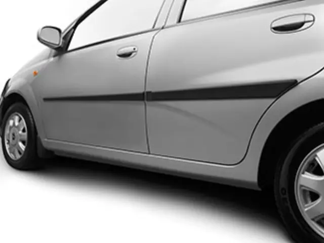 89021880 - Exterior: Exterior Trim, Bodyside Molding for Chevrolet: Aveo Image