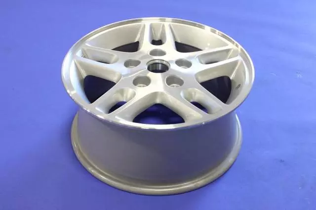 5EZ99PAKAD - Wheels, Covers and Jacks: Aluminum Wheel for Mopar Image