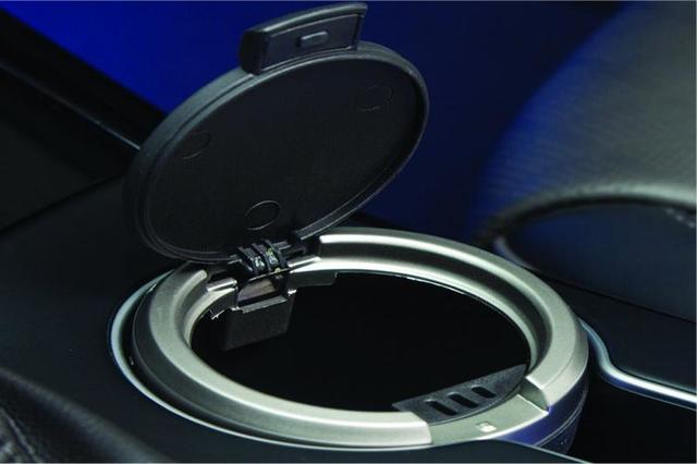 P81602K000 - Interior: Ash Cup for Kia: Sorento, Soul, Sportage Image