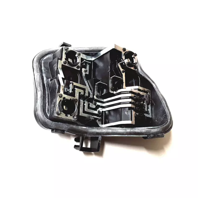 Holder - Audi (8P4-945-257-D)