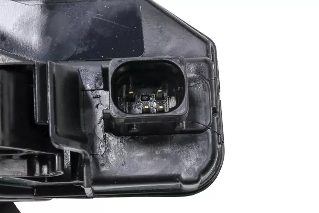 Passenger Side Front Door Latch - GM (22820695)