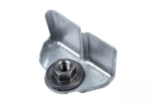 Body Side Front Fender Rear Upper Bracket - GM (22987056)