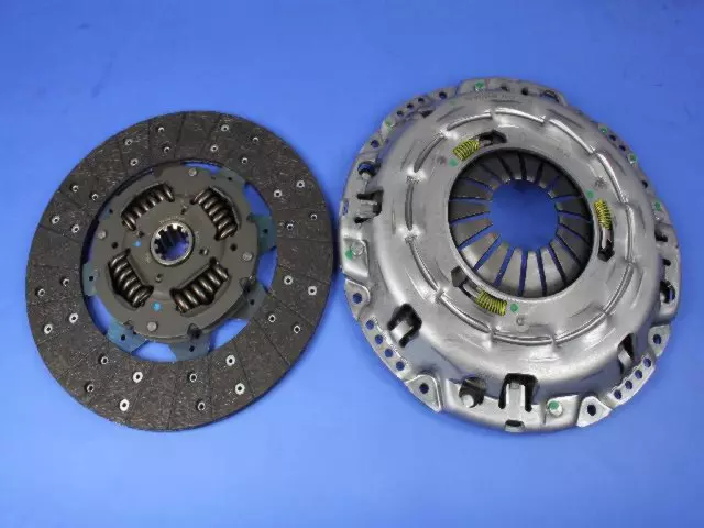 Pressure Plate And Disc Clutch Kit - Mopar (52104724AD)