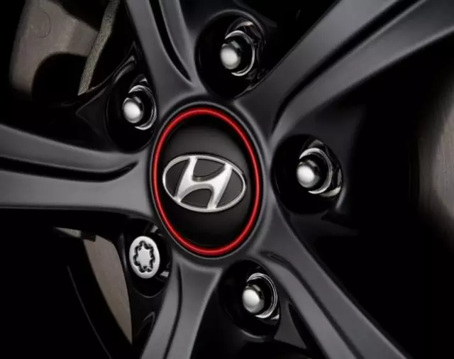 2011-2025 Hyundai Genuine OEM Wheel Locks - Hyundai (U8440-00502)