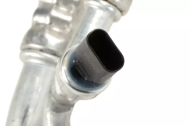 Front Suction Hose - GM (84906735)