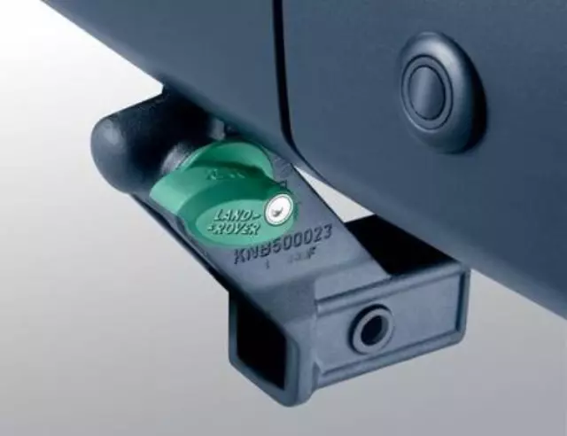 LRK20910 - : Tow Bar Installation for Land-Rover Image