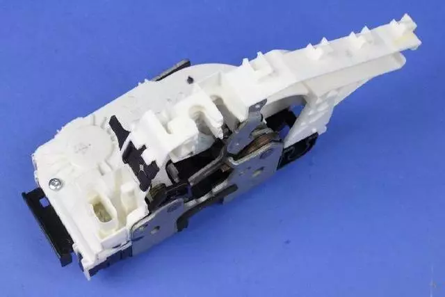 Latch - Mopar (68146027AC)