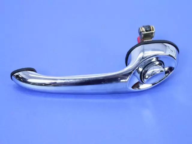 Front Door Exterior Handle, Right - Mopar (4724912AD)