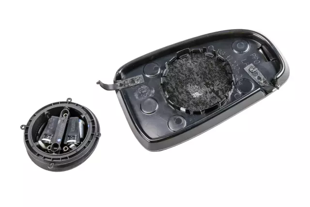 Driver Side Mirror - GM (88893367)