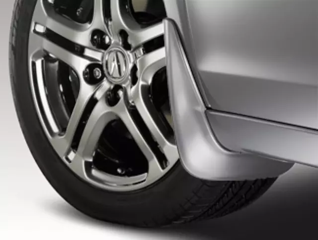 8P00SJA2A0 - Body: Splash Guard - Platinum Frost Metallic for Acura: RL Image