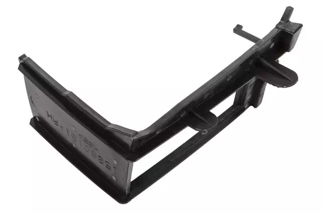 Passenger Side Windshield Inner Belt Baffle - GM (15860181)