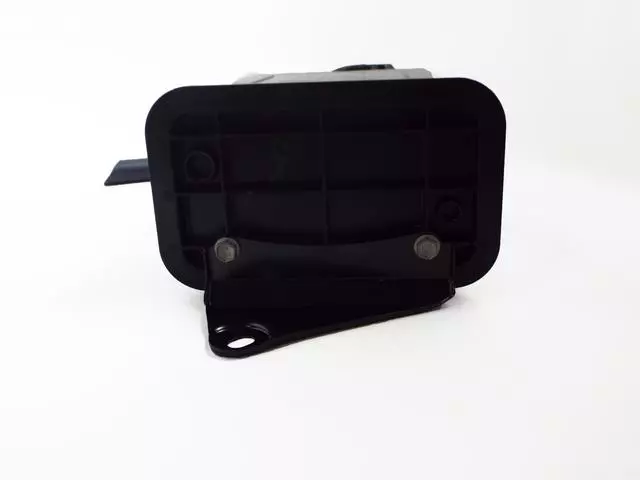 2002-2007 Toyota - Vapor Canister - Toyota (77740-02121)