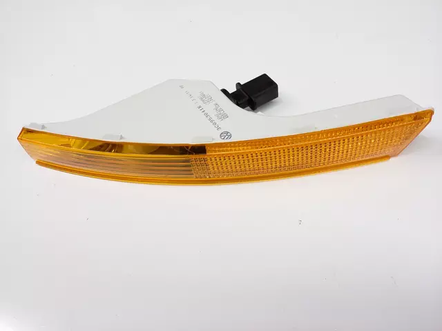 3C0953041K - : Signal Lamp for Volkswagen: Passat Image