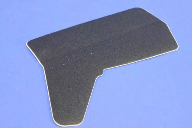 B-pillar To Quarter Panel Mucket, Right - Mopar (68039526AB)