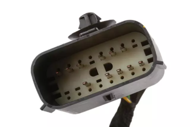 Tail Lamp Wiring Harness - GM (23256977)