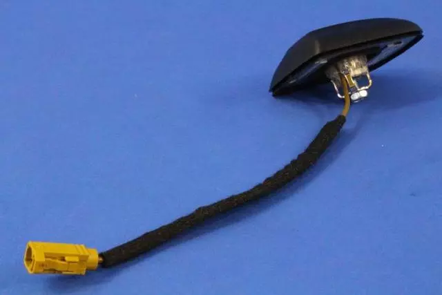 Cable & Base Assembly Antenna - Mopar (68328996AA)