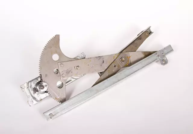 16830432 - Body: Regulator for Chevrolet: Cavalier | Pontiac: Sunfire Image