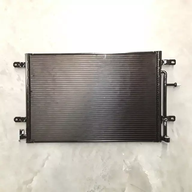 Condenser - Audi (8E0-260-403-T)