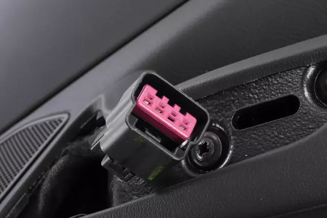 Door Trim Panel - GM (84586707)