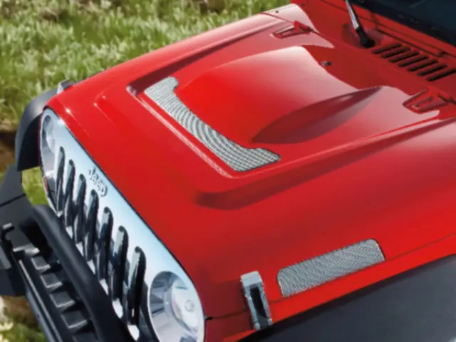 P5155351 - Exterior Accessories: HEAT REDUCTION HOOD - HOOD | Mopar P5155351 for Jeep: Wrangler, Wrangler JK Image