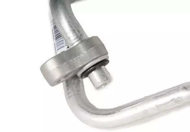 23364123 - HVAC: AC Hose for Chevrolet: Express 1500, Express 2500, Express 3500, Express 4500 | GMC: Savana 1500, Savana 2500, Savana 3500, Savana 4500 Image