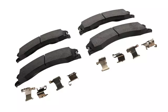 Rear Disc Brake Pad Set with Retainers - GM (84859031)