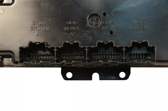 Heating and Air Conditioning Control Panel - GM (23251326)