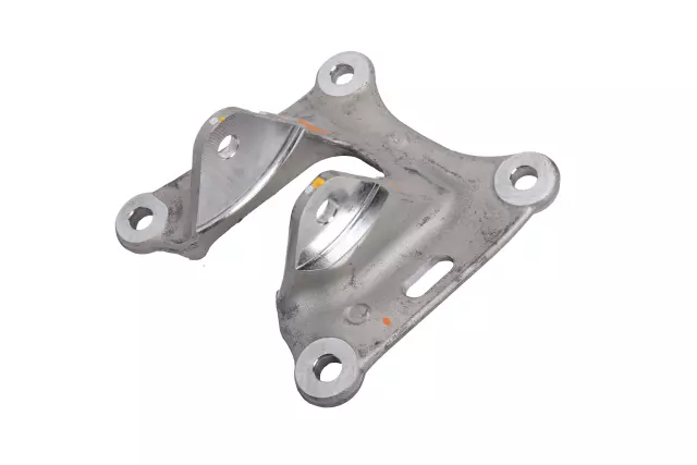 22947238 - Suspension: Mount Bracket for Buick: Regal Sportback, Regal TourX | Chevrolet: Malibu Image