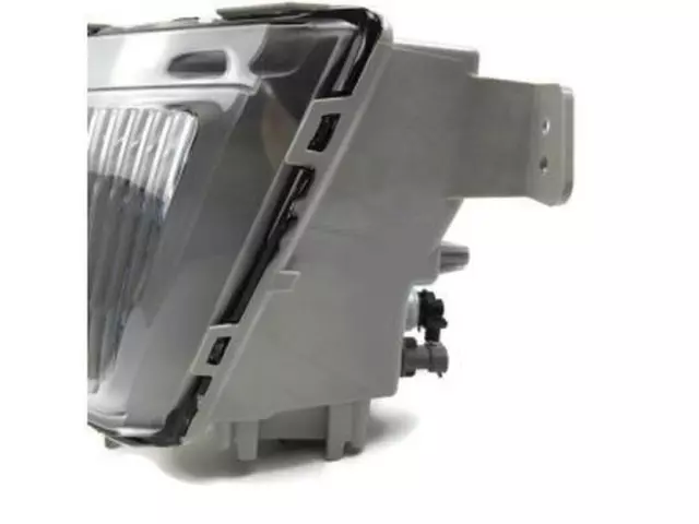 Fog Lamp Assembly - Ford (FB5Z-15201-H)