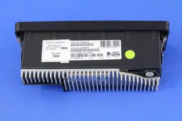 Multi Media Radio - Mopar (5QM90LXUAE)