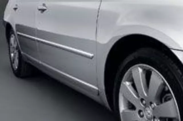 PT29A0706010 - Body: Molding, Body Side, Blizzard Pearl for Toyota: Avalon Image