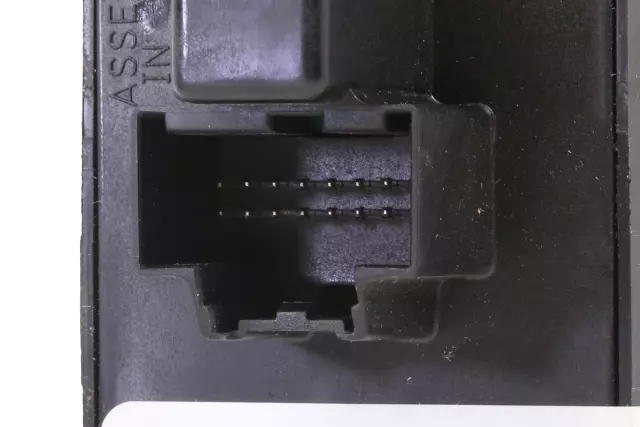 25824869 - Body: Headlamp Switch for GM Image