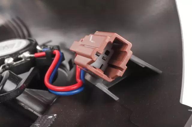 Windshield Pillar Trim - GM (84824931)