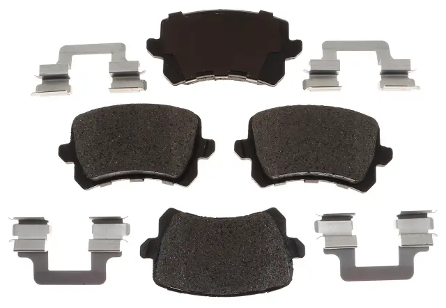 MGD1348CH - Brakes &amp; Brake Parts: Raybestos R-Line Ceramic Brake Pad Set for Raybestos Brakes Image